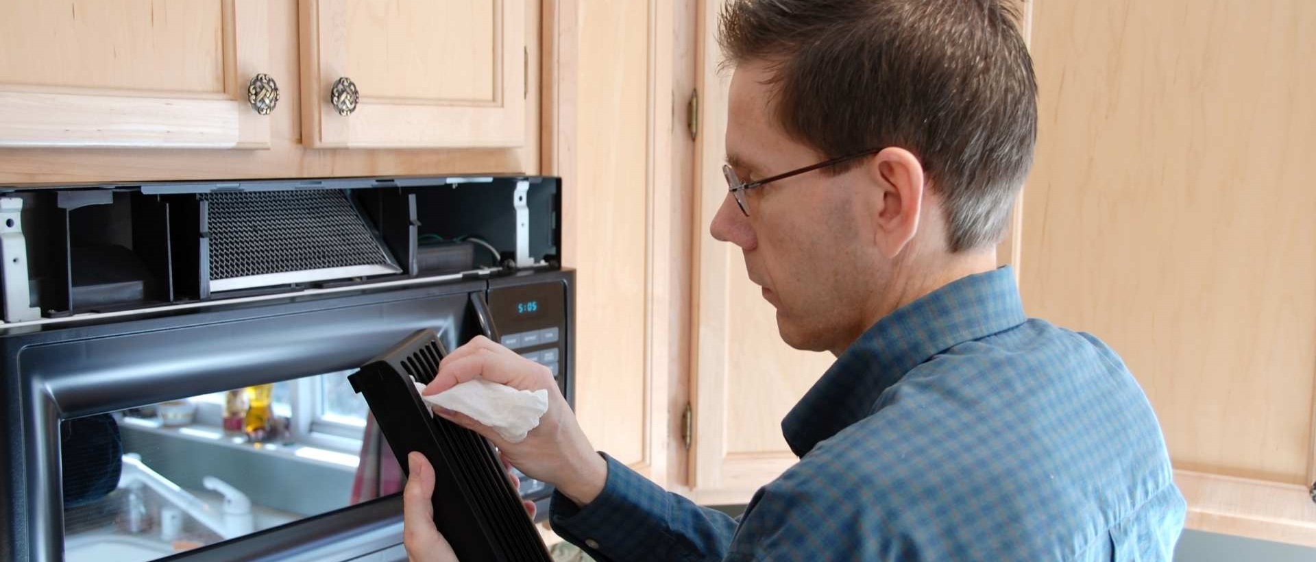 Kitchen fitters E4